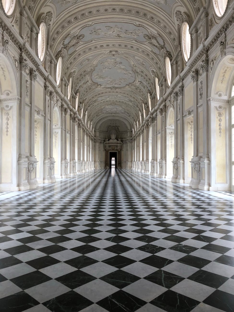 Mastering Customer Lifetime Value Calculations with SQL